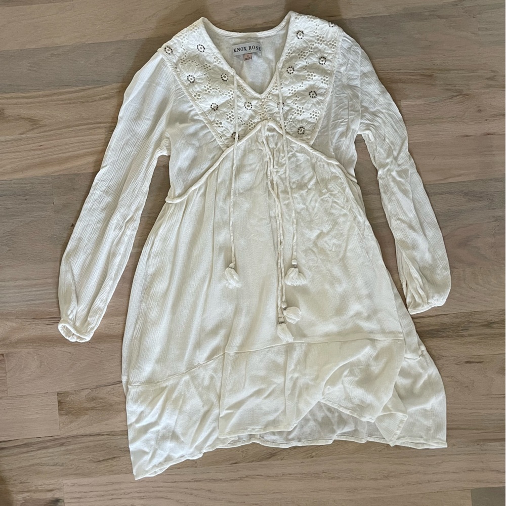 white flowy knox rose dress
